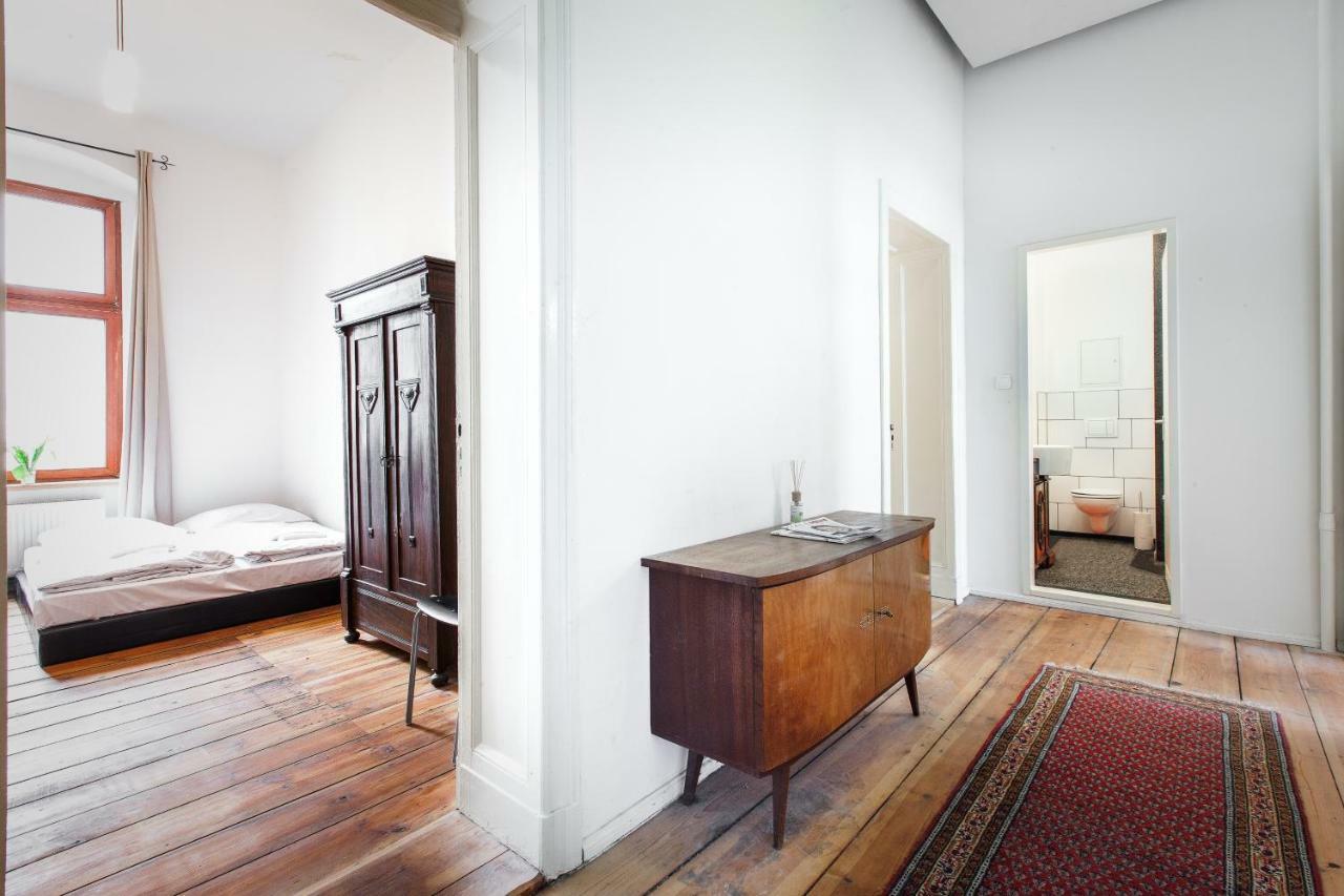 3 Bedroom Apartment  Berlijn Buitenkant foto